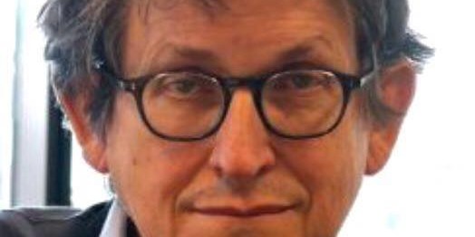 Former editor in chief of The Guardian blames Facebook for hoovering up $27 million of newspapers' ad revenue last year