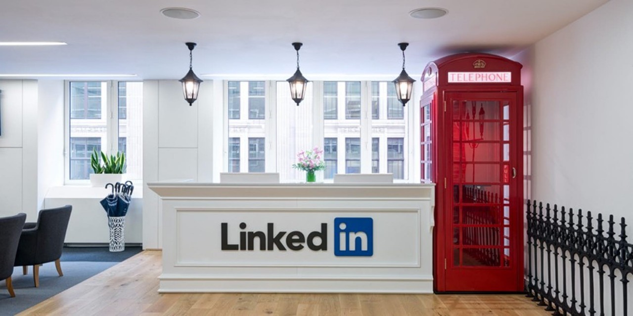 Censorship compliance and the PR crisis: why LinkedIn left China - Vimarsana News