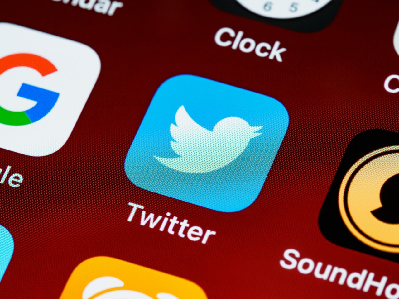 Should Brands Be Worried About Elon Musk's Proposal For An Ad-free Twitter? - Vimarsana News