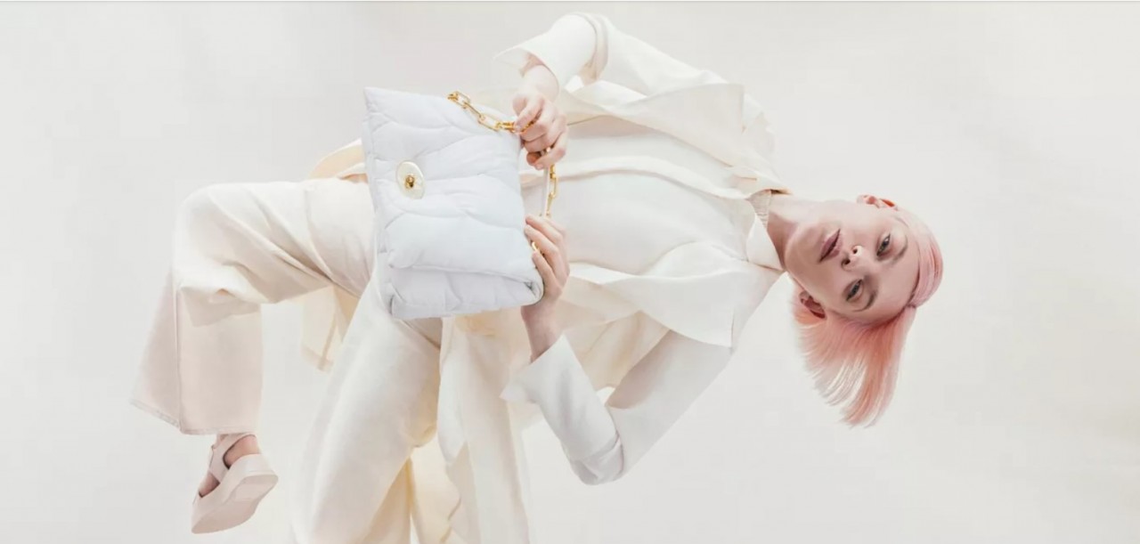 Mulberry Unveils Latest Line With Floating Dream Ad - Vimarsana News